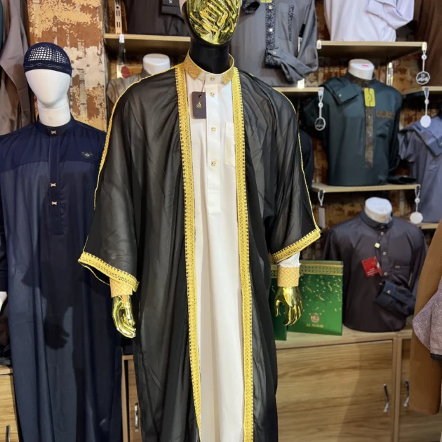 اللباس الملكي