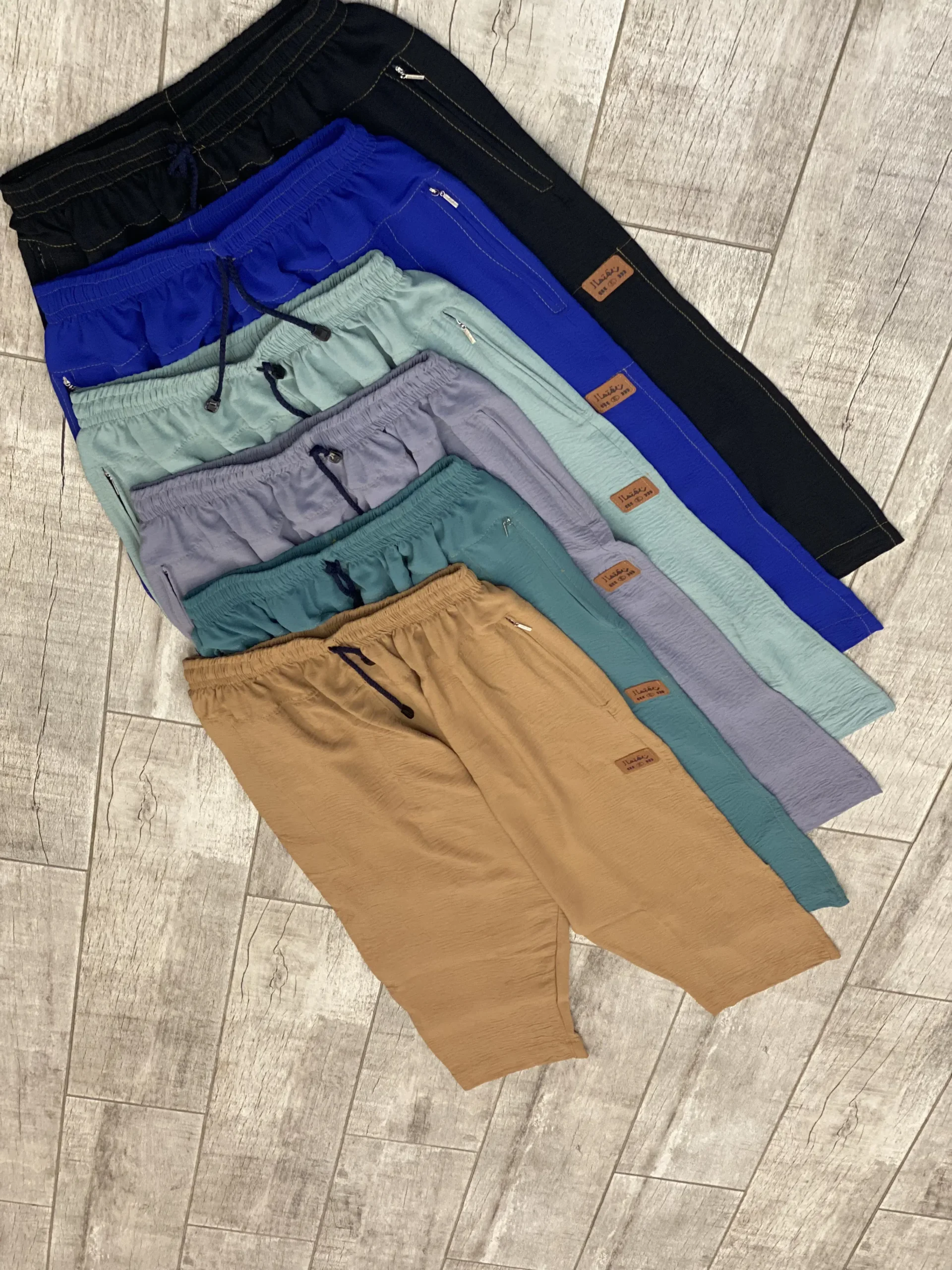 باك 4 سراول نصف ساق